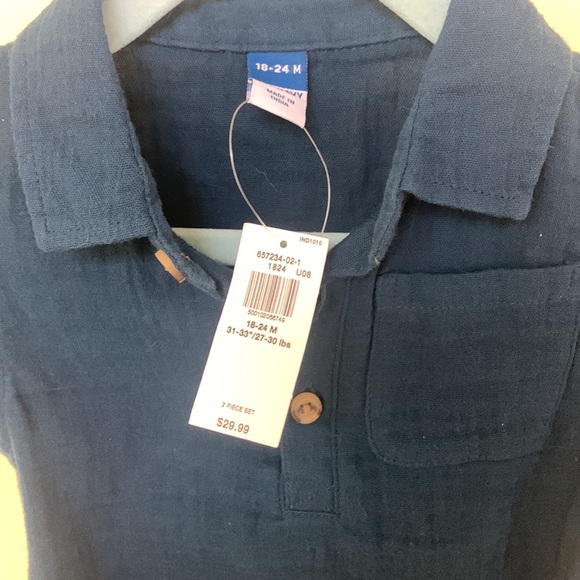 Old Navy Matching shorts and tee set NWT - Picture 3 of 4